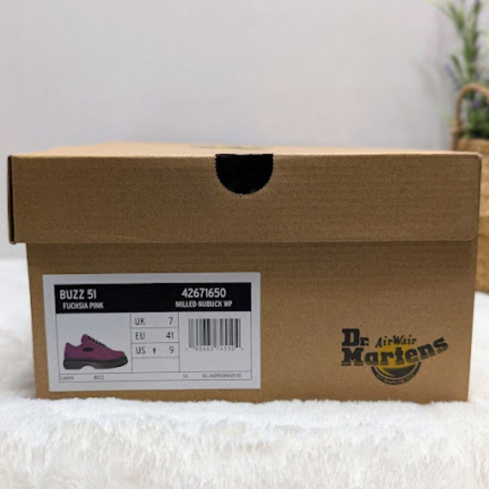 Dr. Martens Buzz 5i Fuchsia Pink Milled Nubuck WP Leather Lace-Up Shoes UK 7 NIB - Picture 12 of 14